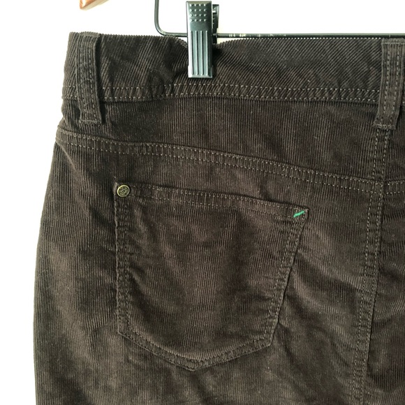 Tommy Hilfiger Chocolate Brown Corduroy Skirt Size 10 - Picture 8 of 11